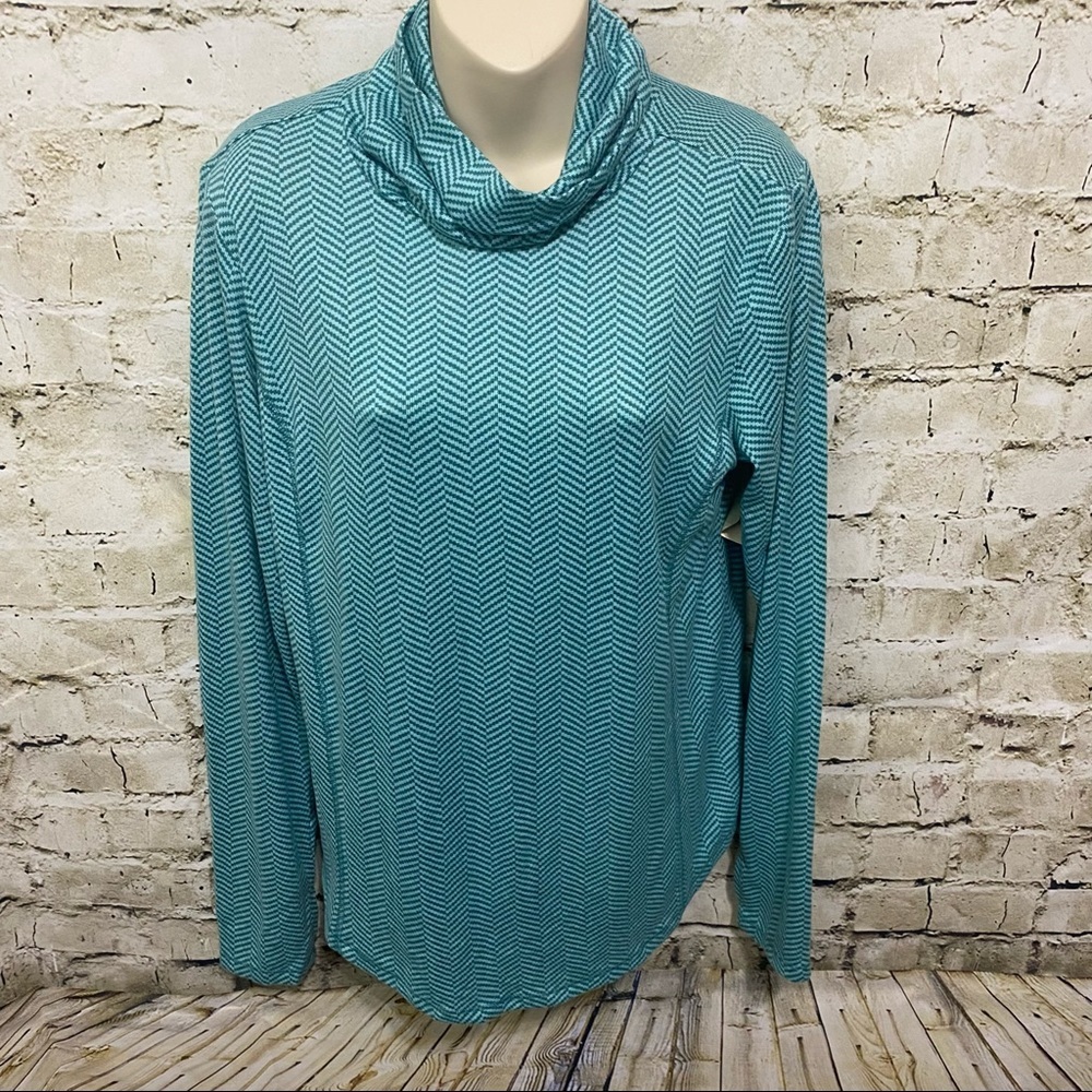 NWT St Johns Bay Active Green Herringbone Soft Turtleneck